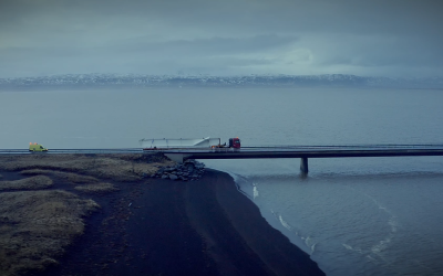 Ölfusárbrú – Stálbitar fluttir til landsins